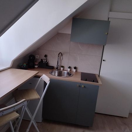Petit nid à Corbeil-Essonnes Apartamento Exterior foto